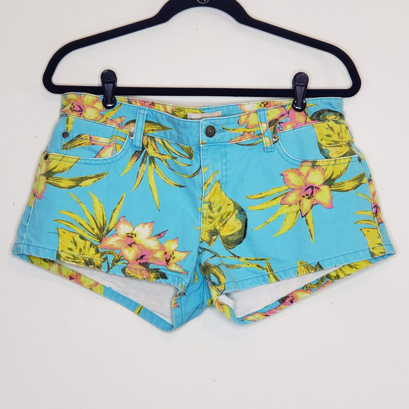 Ralph Lauren Pants - Denim & Supply Ralph Lauren tropical print shorts